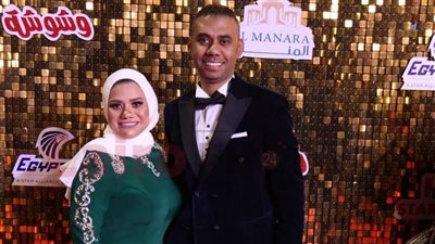 رئيس تحرير القاهرة 24 محمود المملوك وزوجته على ريد كاربت مهرجان وشوشة 2021 | صور