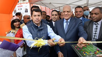 أشرف صبحي يشهد أعمال تطوير ورفع كفاءة عددًا من المنشآت الشبابية والرياضية بالجيزة 