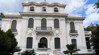 متحف الإسكندرية القومي يعرض صدرية ملكية من عصر الدولة الحديثة