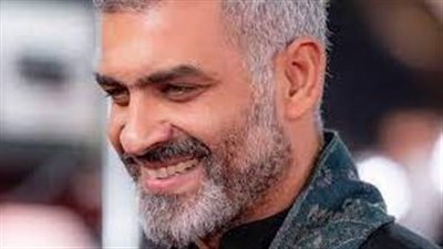 بعشق لحظة التسبيح على صوابعك.. كلمات أغنية هاني عادل سكر الدنيا 