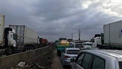 بسبب الطقس السيء.. زحام وتكدس مروري لوقوع 4 حوادث بطريق الإسكندرية الصحراوي