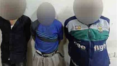 ننشر صورة المتهمين بقتل عامل في أبو النمرس