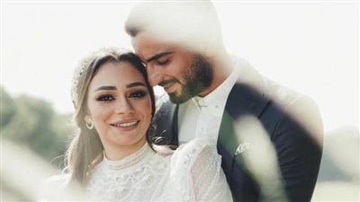 انفصال محمد الشرنوبي عن راندا رياض بعد عام ونصف من الزواج 