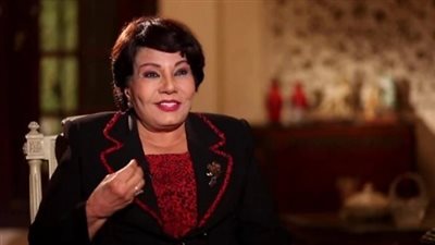 فردوس عبد الحميد في ندوة تكريمية: المسرح بوابة انطلاقي.. والحظ لعب دورًا كبيرًا في مشواري