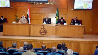 محافظ القليوبية يتابع نسب تنفيذ مشروعات حياة كريمة في قرى شبين القناطر 