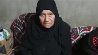 بث مباشر | حكاية مسنة ارتدت ملابس الرجال للإنفاق على أبنائها السبعة بعد هروب زوجها بالإسماعيلية