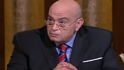 عماد الدين أديب: عدم نجاح الهجوم الخاطف ضد أوكرانيا تحول لحرب استنزاف طويلة على روسيا