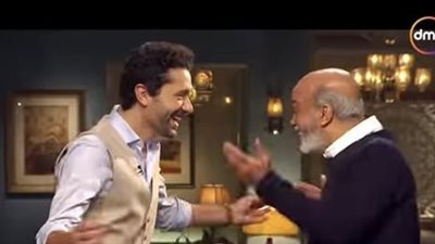 كريم محمود عبد العزيز وسليمان عيد يغنيان الغزالة رايقة مع صاحبة السعادة|فيديو