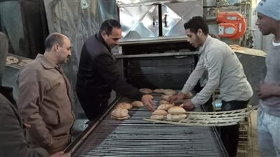 ضبط 81 مخالفة تموينية متنوعة على المخابز والأسواق بالمنيا