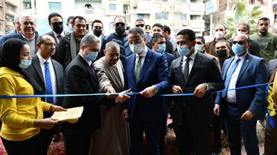 محافظ الفيوم يفتتح معرض أهلا رمضان لبيع السلع الغذائية بأسعار مخفضة