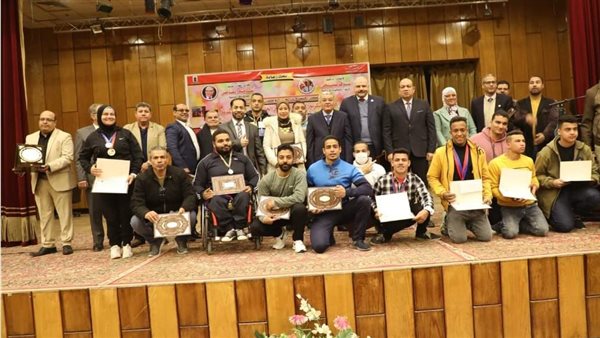 محافظ المنيا