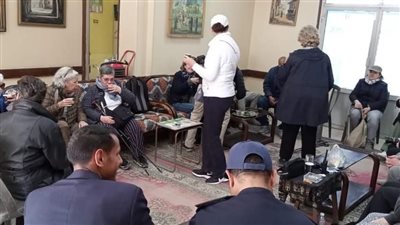 وفد سياحي متعدد الجنسيات يزور منطقة آثار بني حسن وتونا الجبل بالمنيا