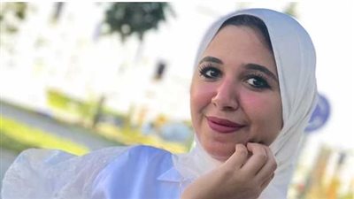 اليوتيوبر مي ماهر تنهار بالبكاء بسبب احتفالات عيد الأم | فيديو 