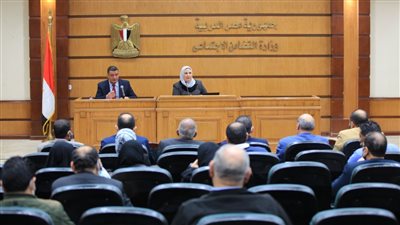 وزيرة التضامن تعلن تشكيل لجان لتسليم الوحدات السكنية المنتهية من سكن كريم لمستحقيها