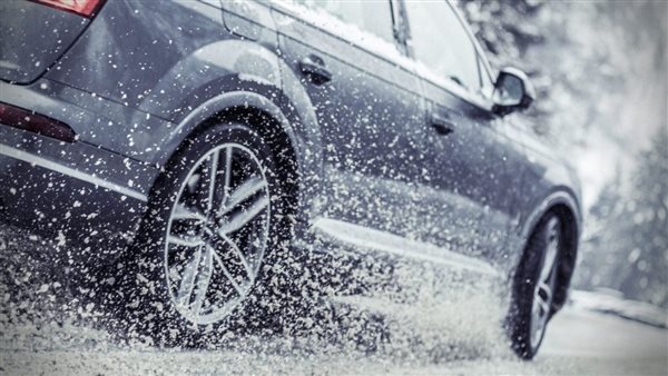 إطارات السيارة 