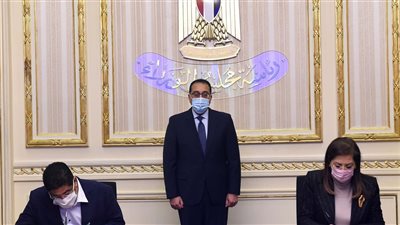 الحكومة توقع اتفاقية بشأن قيام صندوق الاستثمارات العامة السعودي بالاستثمار في مصر