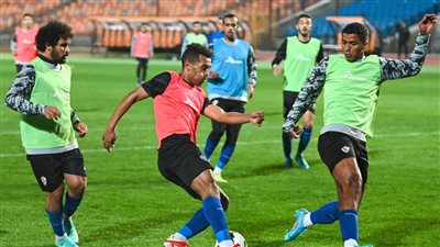 تدريبات بدنية للاعبي الزمالك ومران قوي لحراس المرمى