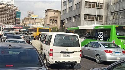 تكدس مروري.. تعرف على الحالة المرورية بميادين وشوارع القاهرة والجيزة اليوم