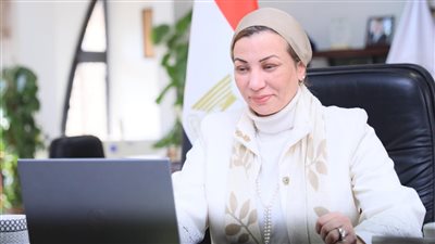 وزيرة البيئة: المرأة خط الدفاع الأول في مواجهة تحدي تغير المناخ