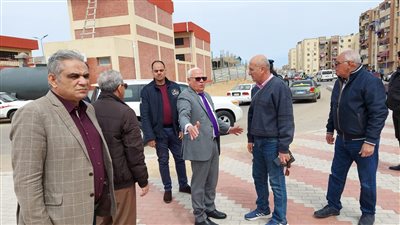 محافظ بورسعيد يوجه بمنع تواجد الإشغالات بـ محور المشير طنطاوي بحي الضواحي
