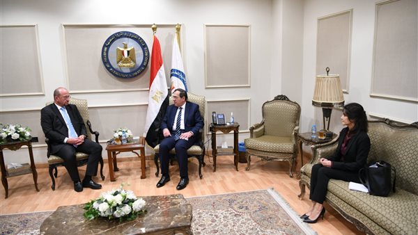 وزير البترول