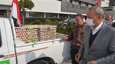 إطلاق 9 منافذ متحركة لبيع السلع الغذائية بأسعار مخفضة لمواطني القليوبية 