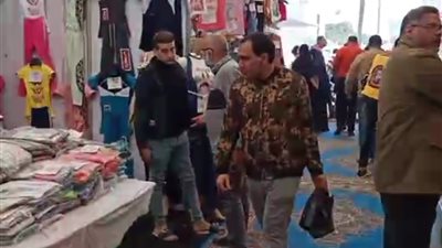 كرتونة البيض بـ52 جنيها.. إقبال كبير على معرض كلنا واحد بالمنصورة | صور وفيديو