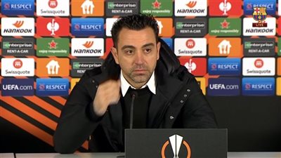 أول تعليق من تشافي عقب التأهل إلى ربع نهائي الدوري الأوروبي