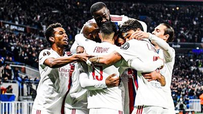 ليون الفرنسي يلتحق بركب المتأهلين إلى ربع نهائي الدوري الأوروبي