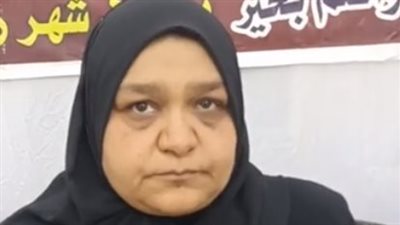 سيدة فقدت أبنائها الثلاثة وزوجها داخل مصنع مخلل ببني سويف: راضية بقضاء ربنا واشتغلت من تاني | بث مباشر