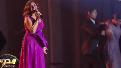 أنغام تتألق على مسرح برنامج الدوم بأغنية حالة خاصة جدا