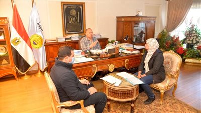 محافظ أسيوط: تكثيف العمل بوحدة المتغيرات المكانية لرصد التعديات وإزالتها 