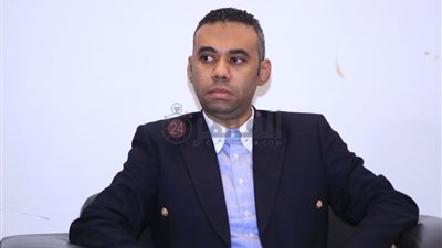 السبت.. عزاء والدة محمود المملوك رئيس تحرير القاهرة 24 بمسجد عمر مكرم