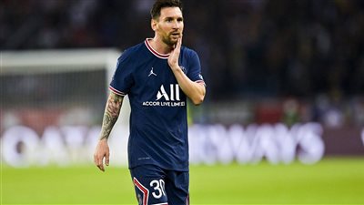 باريس سان جيرمان: اشتباه في إصابة ميسي بفيروس كورونا