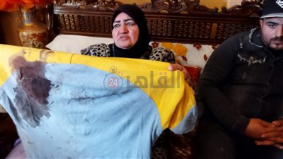 والدة المتهم بالاعتداء على جاره بالسلاح في بورسعيد: كان بياخد لي حقي