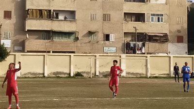 جماهير شبان بدواي تعتلي أسطح المنازل لمتابعة مباراة فريقها مع نبروه