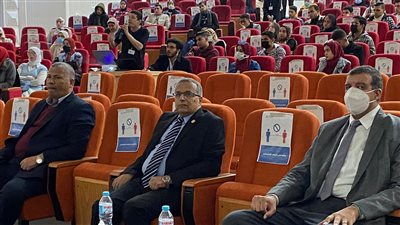 جامعة بنها تشارك في ورشة عمل حول تقنية العلاج بالجسيمات للأورام السرطانية