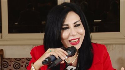 حياة وكريمة وقنال لا تعرف المحال.. قصتان أشاد بهما الرئيس خلال لقائه سماح أبو بكر عزت