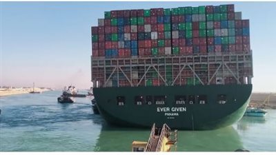 بعد أن شككوا في قدرة مصر على إعادة تعويمها.. السفينة إيفرجيفن تجنح في أمريكا وسط مطالب بالمساعدة