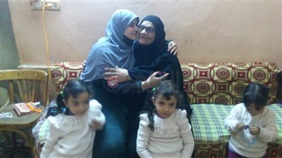 تحدت ظروفها واستكملت دراستها رغم التحديات.. سميرة حسان الأم المثالية في سوهاج