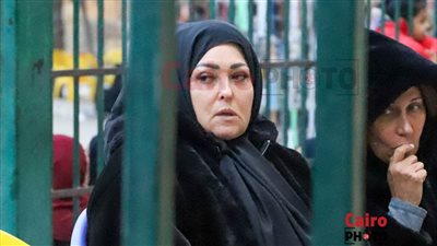 نهال عنبر تعلن وفاة عمها: وداعا أبويا الثاني