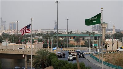 السعودية تخلي مسؤوليتها من أي نقص في إمدادات البترول: يجب أن يقف العالم بحزم ضد مليشيات الحوثي