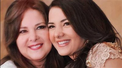 دنيا سمير غانم تُبكي الجميع برسالة لوالدتها الراحلة في عيد الأم |فيديو