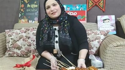 بث مباشر | بوكيه ممبار وحمام.. أغرب هدايا عيد الأم بالغردقة