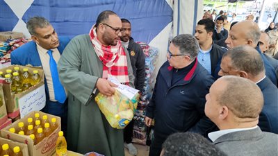 محافظ البحر الأحمر يفتتح معرض أهلا رمضان بالغردقة | صور