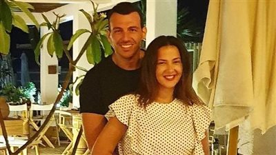 رامي رضوان يهنئ دنيا سمير غانم في عيد الأم: أم كايلا بهجة حياتنا