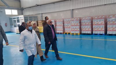 الغضبان يتابع سير العمل بمصنع إنتاج الزيوت بجنوب بورسعيد | صور 
