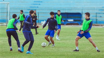 باوزكا وفوافي ضمن قائمة غزل المحلة لمباراة الجونة