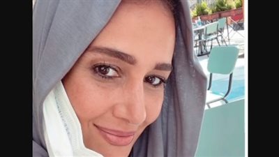 أول تعليق لـ حلا شيحة على انتقادات خلع الحجاب