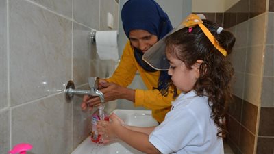 إمباكت الدولية بلندن: تواصل أولياء الأمور مع المدرسة مساندة حقيقية للمنهج الجديد